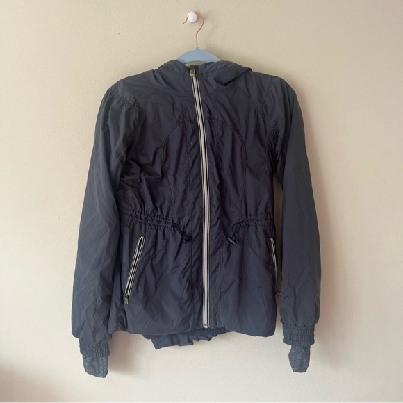 Lululemon Resolution Jacket - Picture 8 of 8